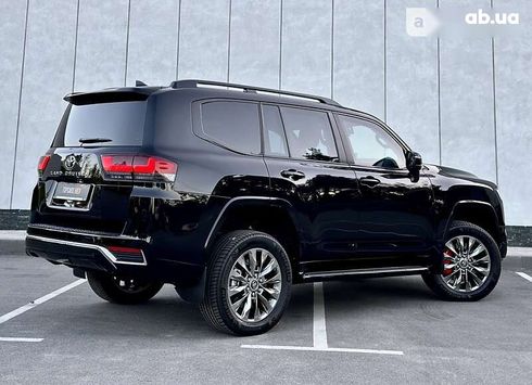 Toyota Land Cruiser 2023 - фото 15