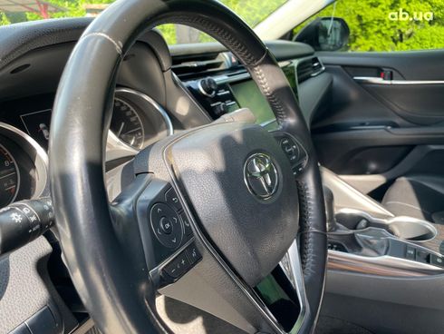 Toyota Camry 2017 черный - фото 31