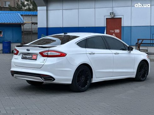 Ford Fusion 2016 белый - фото 5