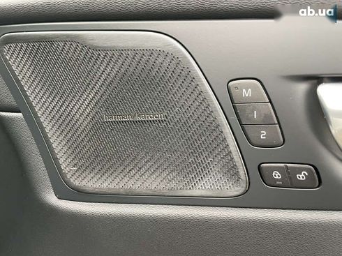 Volvo XC60 2023 - фото 25