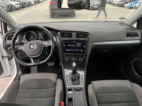 Volkswagen Golf 2020 белый - фото 33