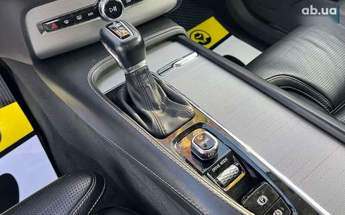 Volvo XC90 2016 - фото 14