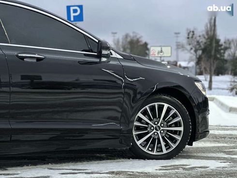 Lincoln MKZ 2019 - фото 16