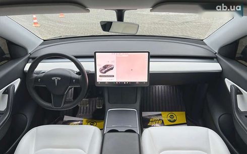 Tesla Model Y 2021 - фото 12