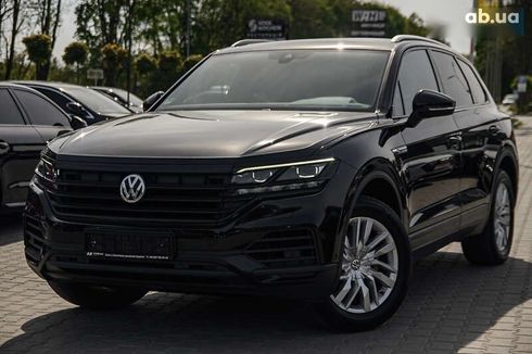 Volkswagen Touareg 2018 - фото 2