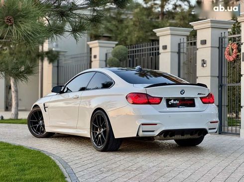 BMW M4 2018 - фото 23
