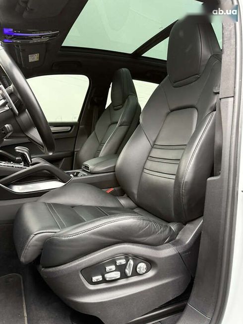 Porsche Cayenne 2018 - фото 21