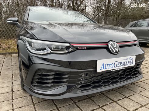 Volkswagen Golf GTI 2022 - фото 2