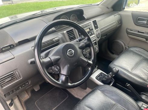 Nissan X-Trail 2004 серебристый - фото 8