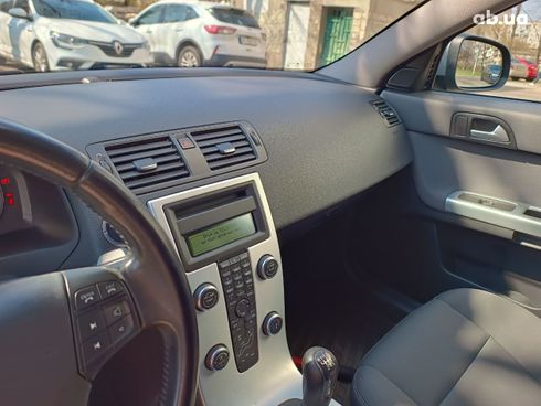 Volvo V50 2011 - фото 8