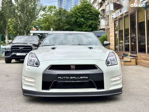 Nissan GT-R 2013 - фото 3