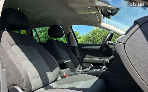 Volkswagen Passat 2020 - фото 24