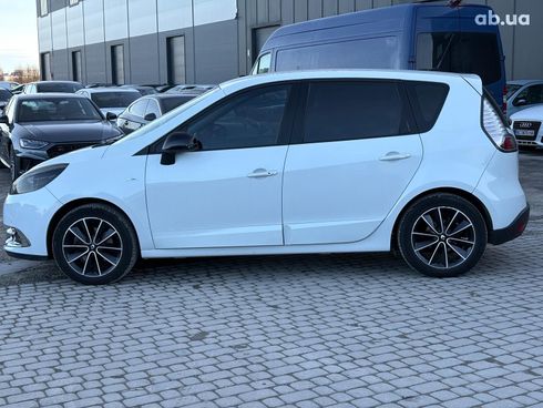 Renault Scenic 2012 белый - фото 12