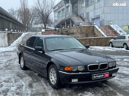 BMW 7 серия 2001 черный - фото 3
