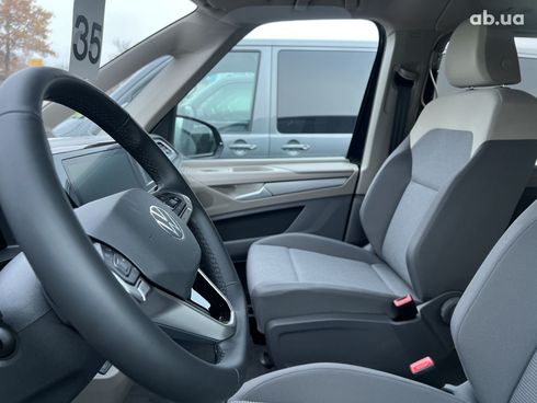 Volkswagen Multivan 2022 - фото 31