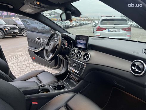 Mercedes-Benz CLA-Класс 2018 серый - фото 43