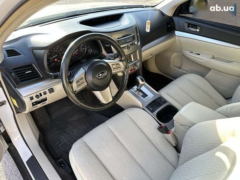 Subaru Outback 2011 - фото 17