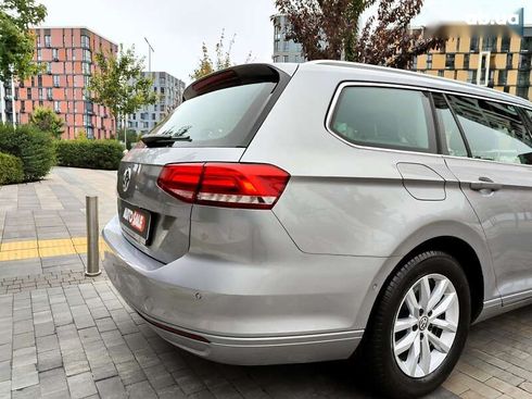 Volkswagen Passat 2019 - фото 21