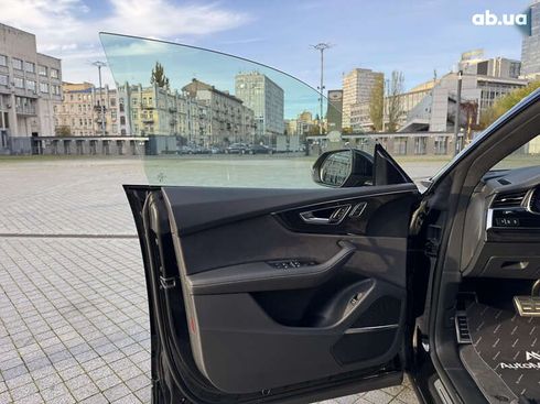 Audi SQ8 2023 - фото 11