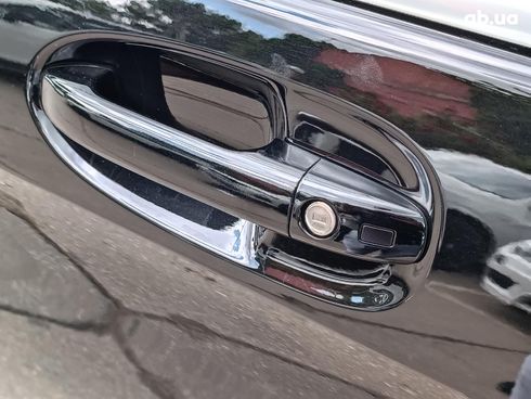 Mercedes-Benz V-Класс 2023 черный - фото 18