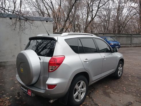 Toyota RAV4 2006 серый - фото 8