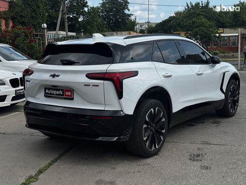 Chevrolet Blazer 2024 белый - фото 8