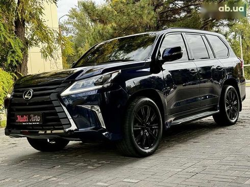 Lexus LX 2016 - фото 2