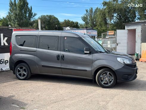 Fiat Doblo 2017 серый - фото 5