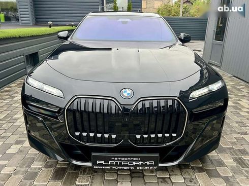 BMW i7 2023 - фото 14