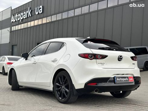 Mazda 3 2019 белый - фото 7