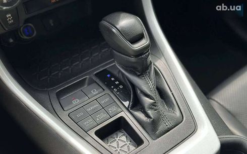 Toyota RAV4 2020 - фото 14
