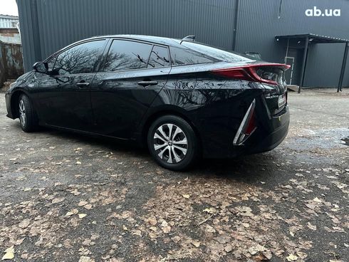 Toyota Prius 2020 черный - фото 10