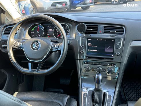 Volkswagen e-Golf 2016 серый - фото 27