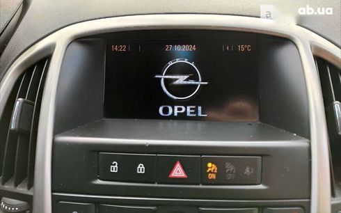 Opel Astra 2011 - фото 18