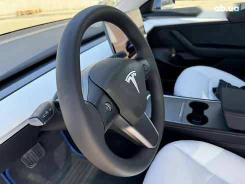 Tesla Model 3 2022 - фото 13