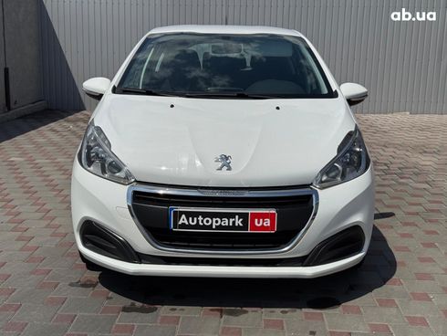 Peugeot 208 2017 белый - фото 7