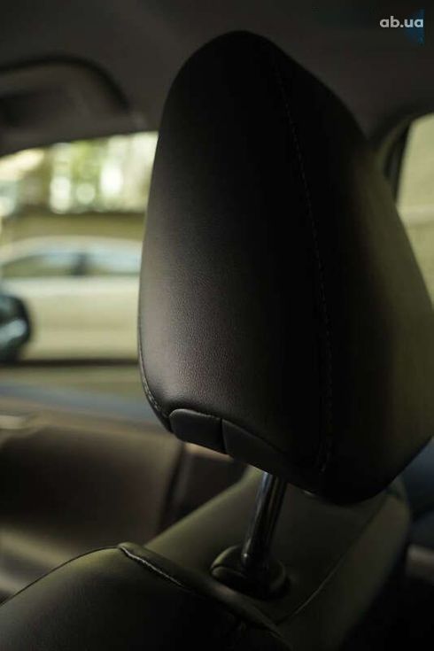 Toyota RAV4 2021 - фото 22