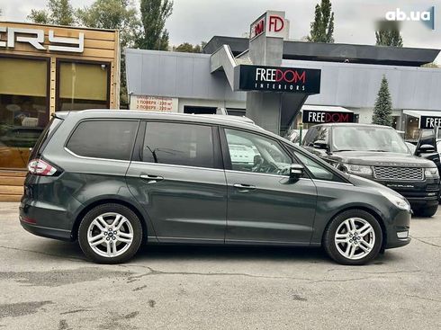 Ford Galaxy 2017 - фото 8
