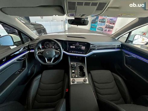 Volkswagen Touareg 2020 - фото 29