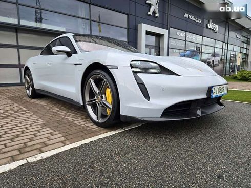 Porsche Taycan 2021 - фото 12