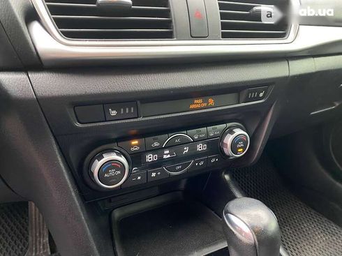 Mazda 3 2018 - фото 16