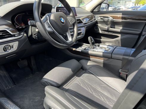 BMW 7 серия 2021 - фото 12