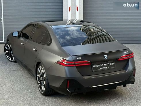 BMW i5 2023 - фото 29