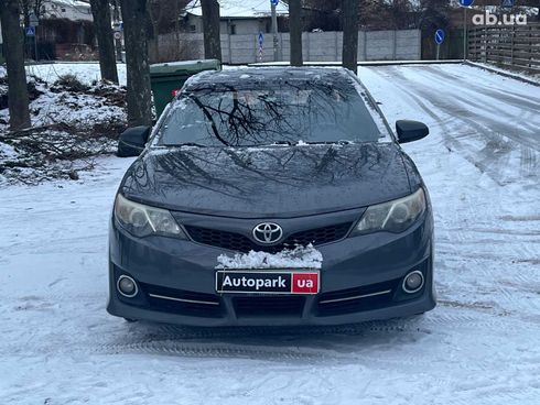 Toyota Camry 2013 черный - фото 2