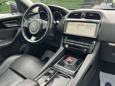 Jaguar F-Pace 2018 - фото 24