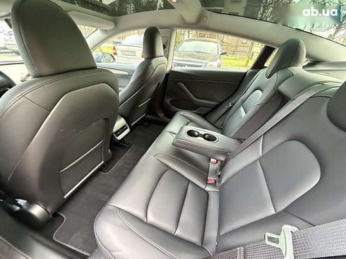 Tesla Model 3 2023 - фото 11