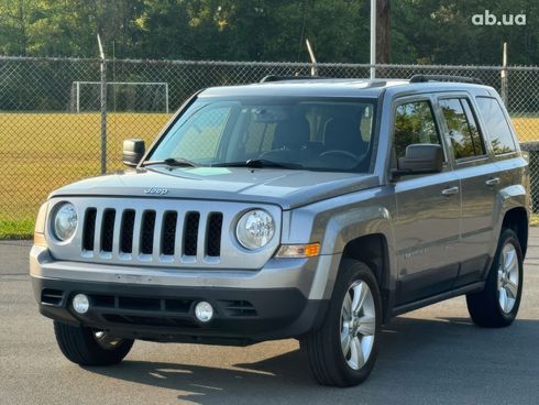 Jeep Patriot 2016 серебристый - фото 3