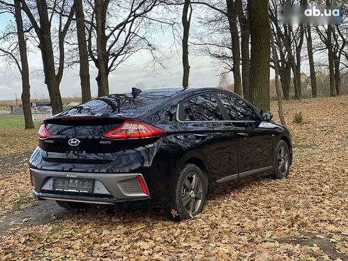 Hyundai Ioniq 2017 - фото 16