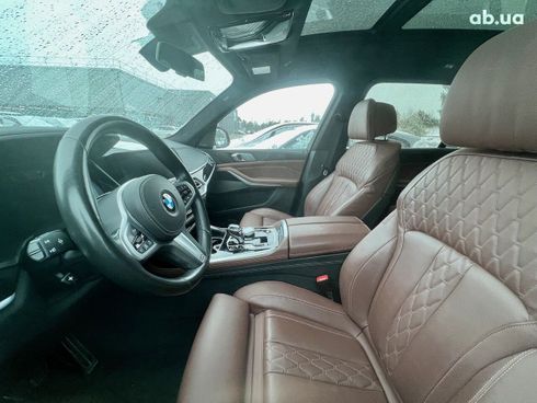 BMW X7 2021 - фото 25