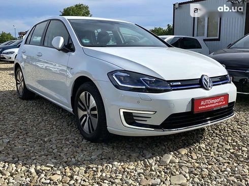 Volkswagen e-Golf 2019 - фото 14